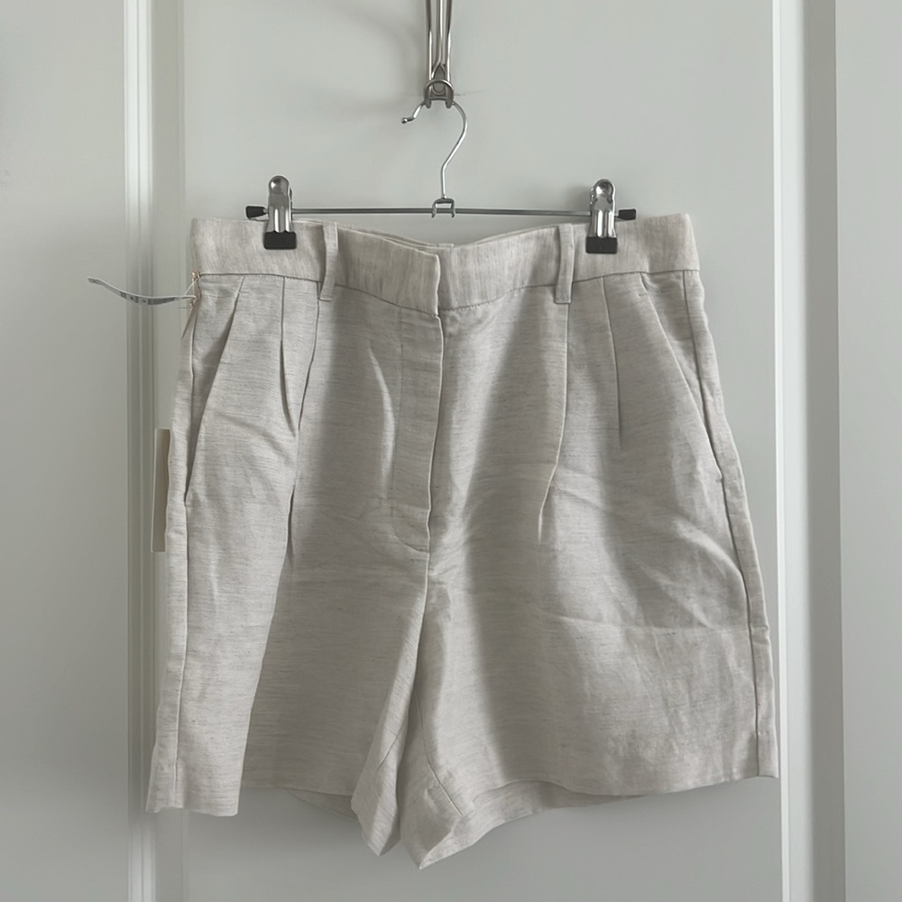 Wilfred Cream Women's Shorts